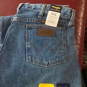 Men’s premium performance Wrangler